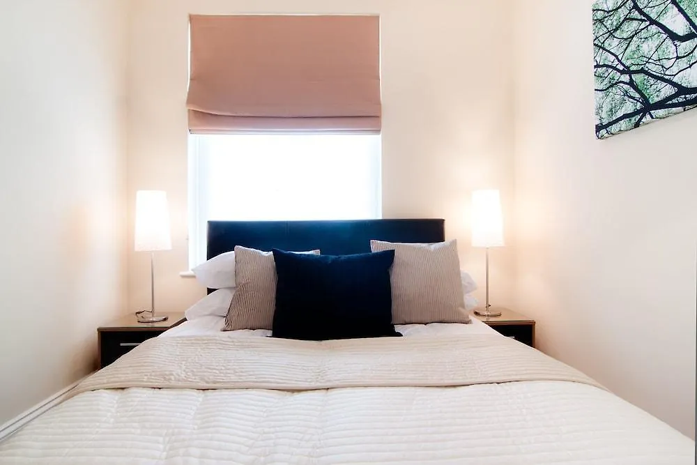 Hotel Shq Apartments London
